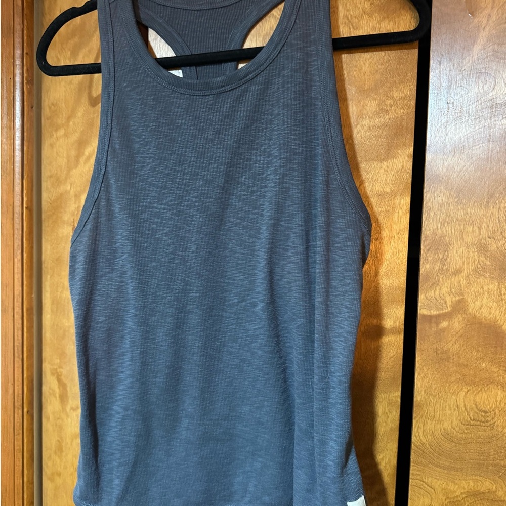 Vuori Sunrise High Neck Tank size L